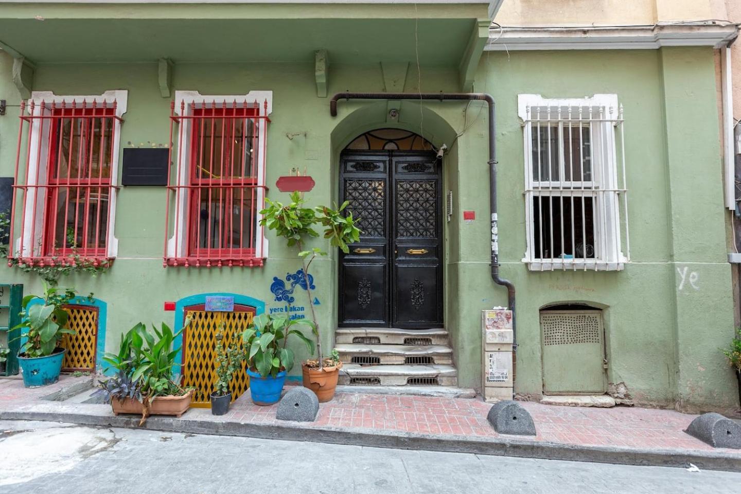 Renovated Apartment At The Heart Of Istanbul With Huge Terrace Dış mekan fotoğraf