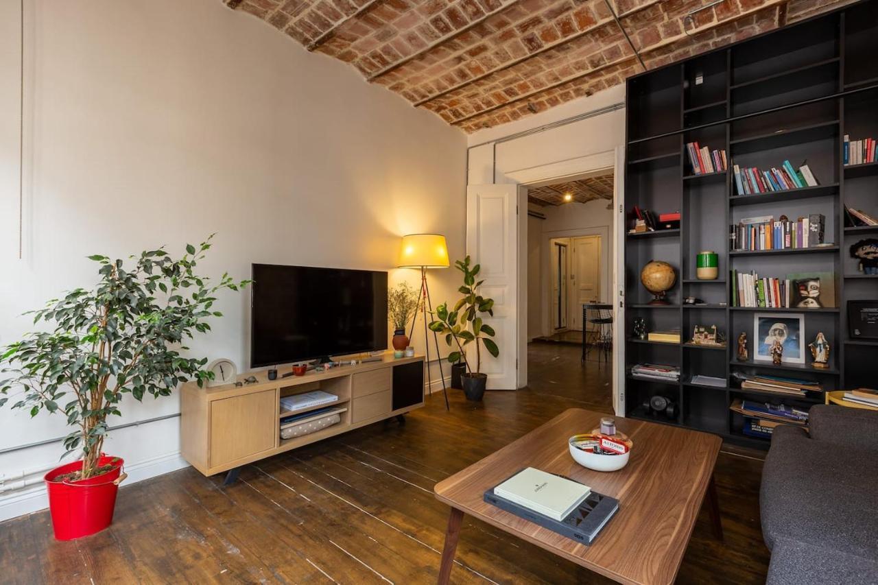 Renovated Apartment At The Heart Of Istanbul With Huge Terrace Dış mekan fotoğraf