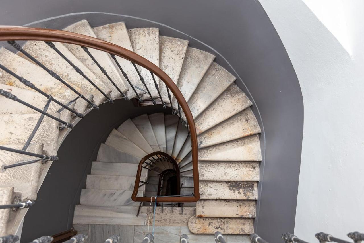 Renovated Apartment At The Heart Of Istanbul With Huge Terrace Dış mekan fotoğraf
