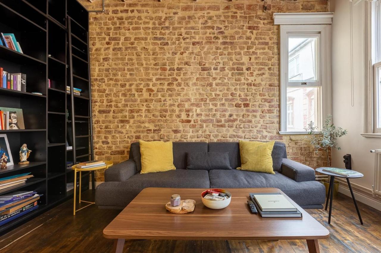 Renovated Apartment At The Heart Of Istanbul With Huge Terrace Dış mekan fotoğraf